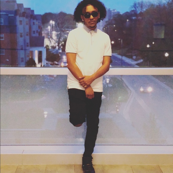 Meet your Posher, Johnny - Picture 1 of 1